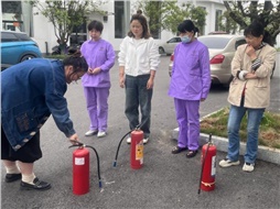 華遠康養(yǎng)筑牢安全防線，全面開展消防安全大檢查